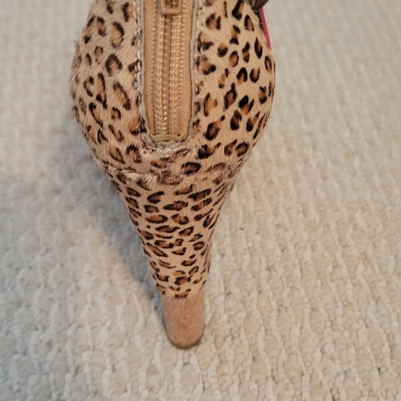 Jessica Simpson Platform Heels Size 7.5 leather upper and cork heel. - Picture 4 of 10